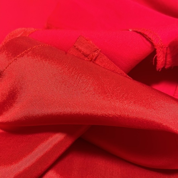 Vintage Red 100% Wool Midi Skirt Size 4 Beautiful with flaws - Picture 6 of 8